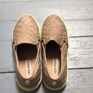 Steve madden slipons